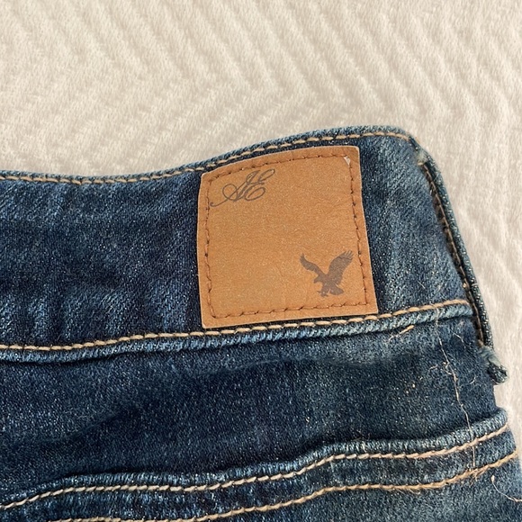 American Eagle Denim Shorts - Picture 3 of 4
